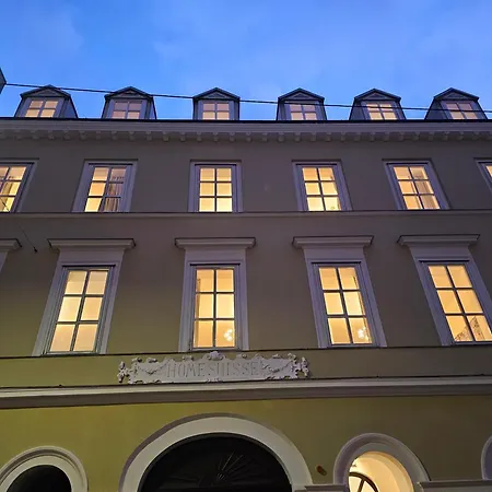 Boutique Hotel Parklane - Newly Renovated-3